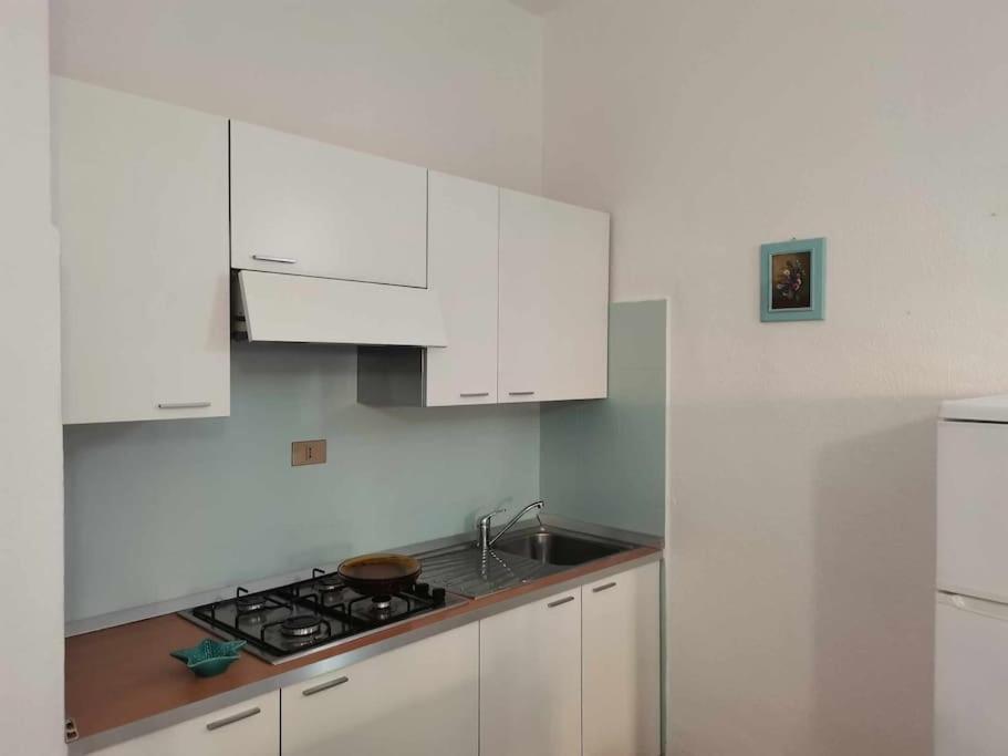 Casa Di Lu' - Bilocale Con Giardino - Porto Pollo Apartamento Exterior foto